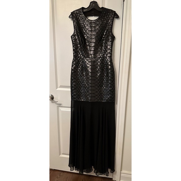 BCBG MAXAZARIA dress - Picture 3 of 8